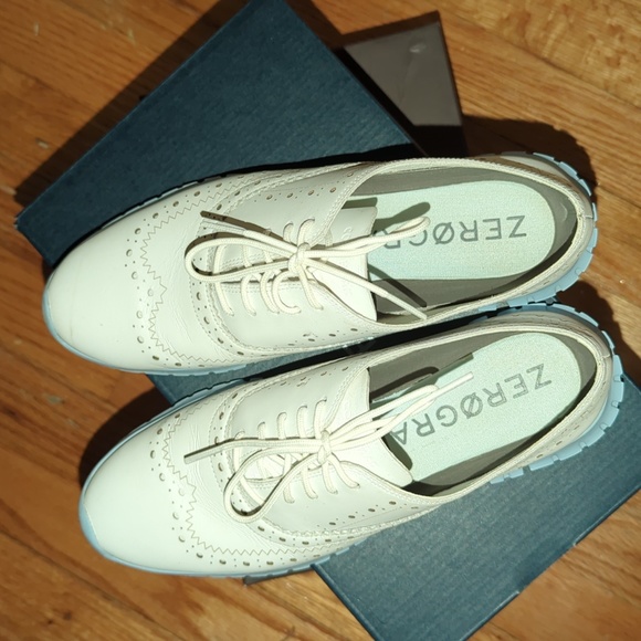 Shoes - Picture 3 of 6